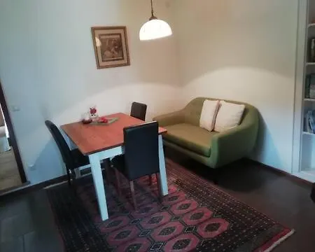 Moderne Sonnige Ferienwohnung شقة *